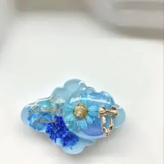 再販△】レジン ヘアゴム ブローチ ハートフリル ミルキーブルー◡̈