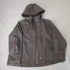 美品/GU マウンテンパーカー オリーブ