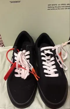 OFF-WHITE c/o VIRGIL ABLOH スニーカーのサムネイル