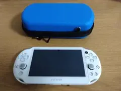 PS Vita 2000 ホワイト 本体　ケース付き　※ジャンク
