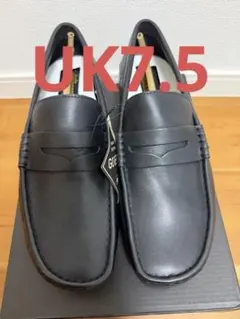 完売品 UK7.5 BEAMS×Clarks WallaBeams Loaferのサムネイル