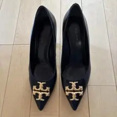【美品】Tory Burch パンプス ブラック　黒 ゴールド金具のサムネイル