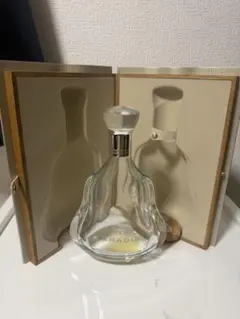 ①Hennessy Paradis ヘネシー パラディ 空瓶 3本 箱付 外箱付 Hennessy Paradis ヘネシー パラディ空瓶 3本箱付 外箱付 - メルカリ
