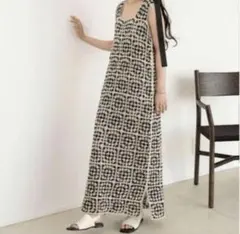 Bab バブ クロシェ編みM 黒×ベージュ花柄レース編みノースリーブワンピース