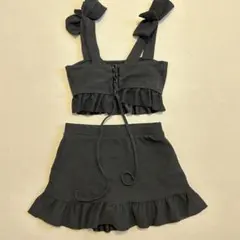 ブラックフリルセパレート水着