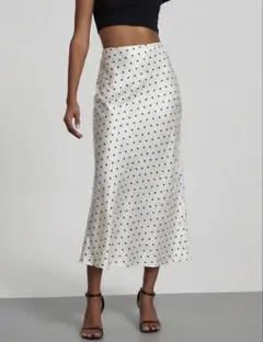 shein ドット柄 サテン ミディ丈スカート XSのサムネイル