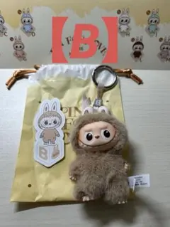 POP MART PIN FOR LOVE ラブブ【B】