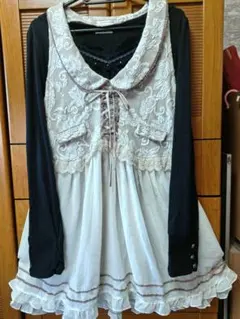 アクシーズファム　異素材切り替えワンピース　胸元編上げ　シフォンスカート裾フリル