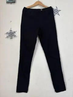 デビロック　ブラック　スリムパンツ⭐︎160