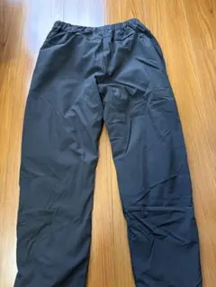 ユニクロ　ストレッチウォームイージージョガーパンツ