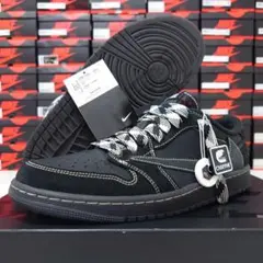 トラヴィススコット スニーカー