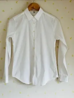 UNIQLO ホワイトストレッチコットン長袖シャツ　Sサイズ