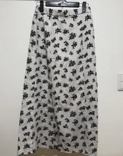 花柄　スカート　グローバルワーク