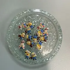 ネイルパーツ ミニオン 15個のサムネイル