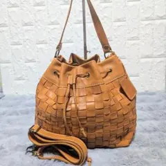 【美品】fes レザー ショルダーバッグ ワンショルダーバッグ 2wayのサムネイル
