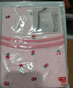 ユニクロ　エアリズムキャミソール女の子140cm 子供服　ピンク　花柄