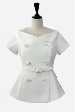 未使用タグ付き♡sheller シェリエ　オフショルダー　ジャケットトップス