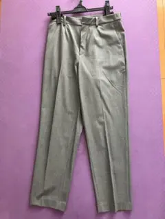 ユニクロ　レディーススラックス サイズM