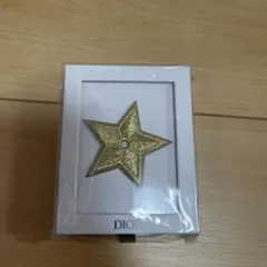 Dior ゴールド 星形 ブローチ　非売品