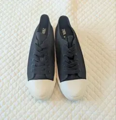 ZARA　スニーカー