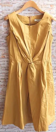 ナチュラルビューティーベーシック　ワンピース　ノースリーブ　Ｓサイズ