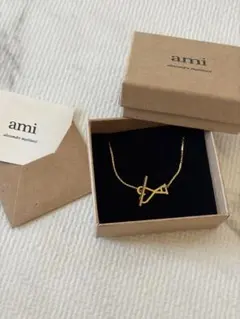【新品未使用】AMI PARIS ネックレス アミパリス 箱付き ゴールド