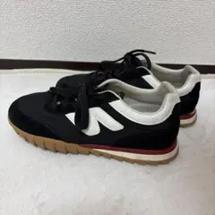 レトロデザイン スニーカー ブラックのサムネイル