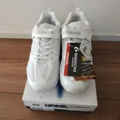 Item thumbnail for item c7ca79a3-2e52-44be-8204-9298c836938c