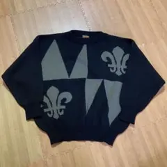 ブラック ニット