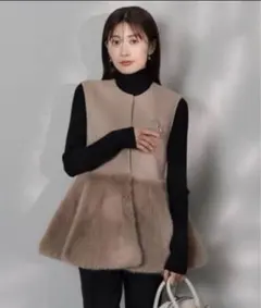 ファー　ペナラムニットベスト