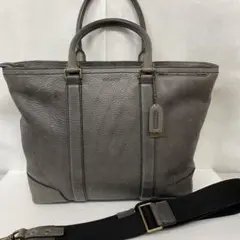 COACH コーチ トートバッグ ブリーカー チャーム付 レザー カーキ A4