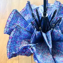 折りたたみ傘　カーブ型ハンドル　花柄 ネイビーブルー フリル