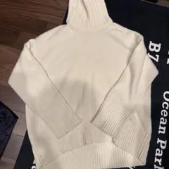 タイムセール最終価格金額戻りますGALERIE VIE タートルネックニット