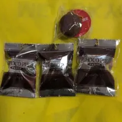 4点セット　【タイトー限定】LOTTE チョコパイ ミニチュアキーホルダー