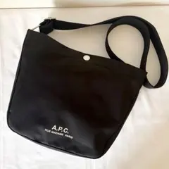【美品】現行　A.P.C. journal スモール　ショルダーバッグ　ナイロンのサムネイル