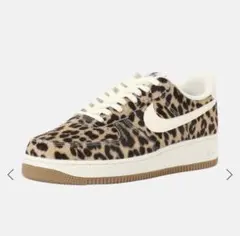 NIKE W AIR FORCE 1 ’07 IB7695-200 ブラウン