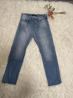 23区デニム　ストレートデニム ブルー　裾切りっぱなし　38 美品