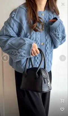 【mily bilet】ブルー：2wayクロップド丈ポップコーンニットカーデ