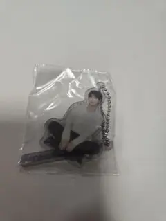 txt act:tomorrow カプセルトイ　アクリルキーリング　テヒョン