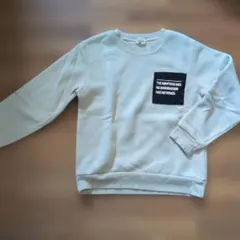 ベージュ トレーナー フロントポケット付き