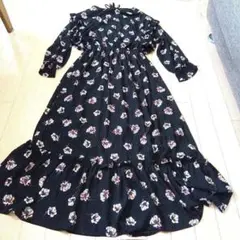 美品！未使用ECLIN エクラン ブラック✕花柄ロングワンピース フリーサイズ