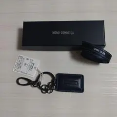 新品〜箱付き　ネイビー レザー キーホルダーのサムネイル