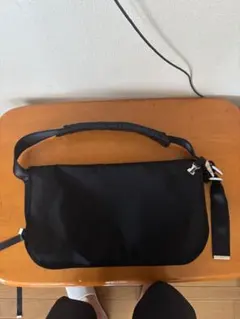 collaboration with lorinza ショルダーバックのサムネイル