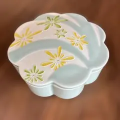 佐賀県・有田焼　ボンボニエール（小物入れ/蓋物）」 佐賀県・有田焼 ボンボニエール（小物入れ/蓋物）」 - メルカリ
