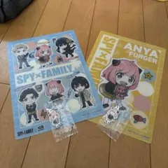 SPY×FAMILYくら寿司〈新品〉アーニャ４点セット　下敷き・ラバーマスコット