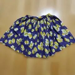 グローバルワーク　140㎝　花柄スカート　インナーパンツ付き
