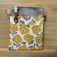 N455 ナースポーチ　北欧風　花　イエロー　☆ハンドメイド☆移動ポケット