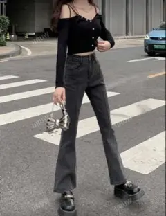 新品・未使用】無地柄 ハイウェスト ブーツカットジーンズ　ブラック　M