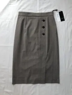 AOKI アオキ タイト スカート ボタン付き チェック ベージュ 新品 未使用のサムネイル