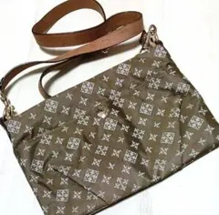 Item thumbnail for item 893a62d7-1d5a-4058-9d4d-8308df779420